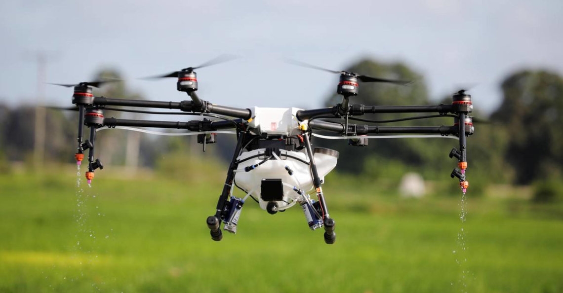 1595445112-muggen-plaag-drones-india-2020-1.jpg